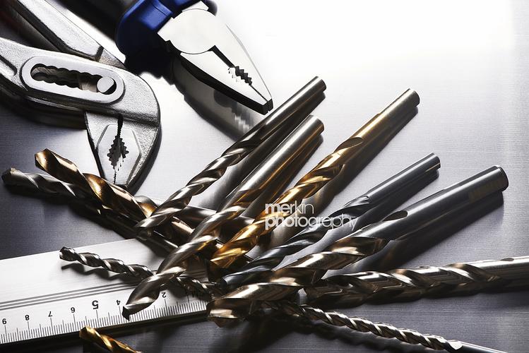 金属工具与光影的艺术 竺生先生的御用摄影师之路